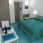 Palazzo Gargiulo Luxury & 게스트하우스 4*