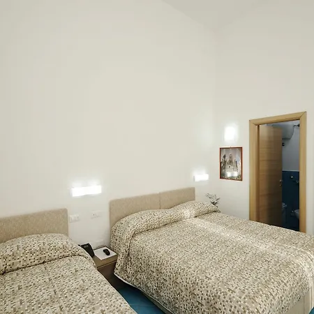 Maison d'hôtes Palazzo Gargiulo Luxury & 2*
