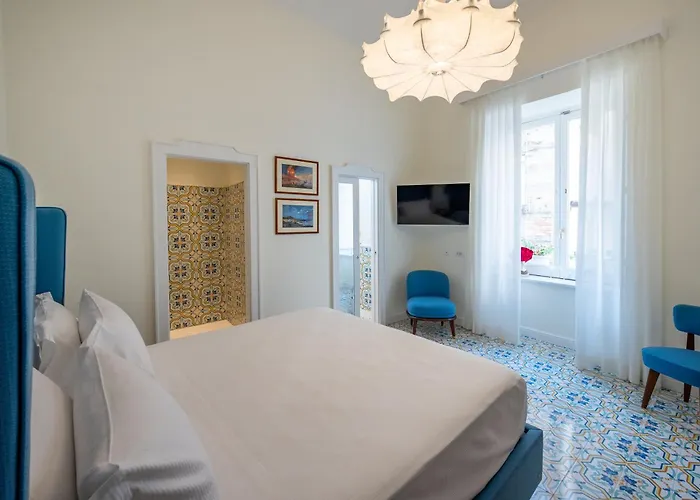 ゲストハウス Palazzo Gargiulo Luxury & 4*