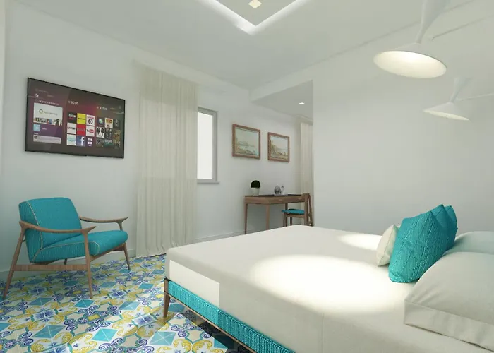 Palazzo Gargiulo Luxury & Guest house 4*